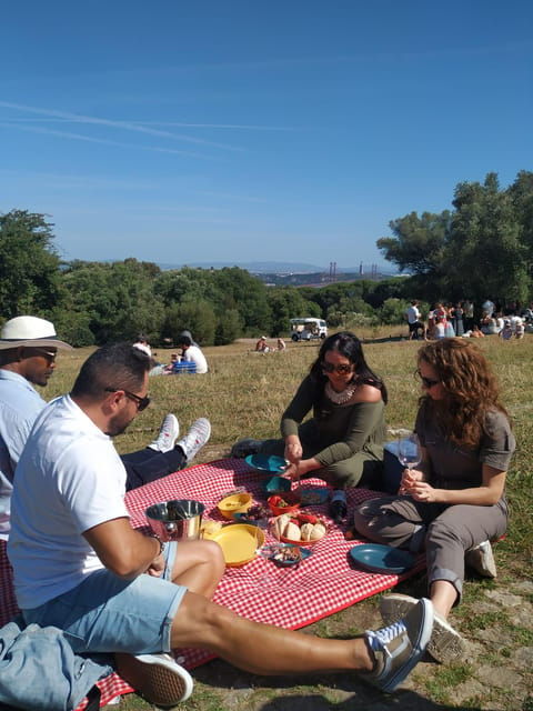 Picnic in Lisbon With Local Sommelier - Highlights
