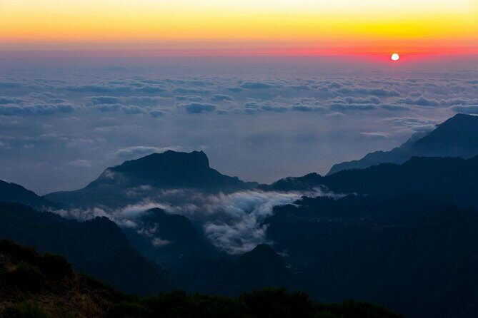 Pico do Arieiro Sunrise Tour with Local Breakfast from Funchal - Who Is This Tour Best For?