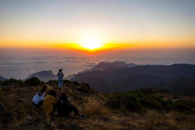 Pico do Arieiro Sunrise Tour with Local Breakfast from Funchal - FAQ
