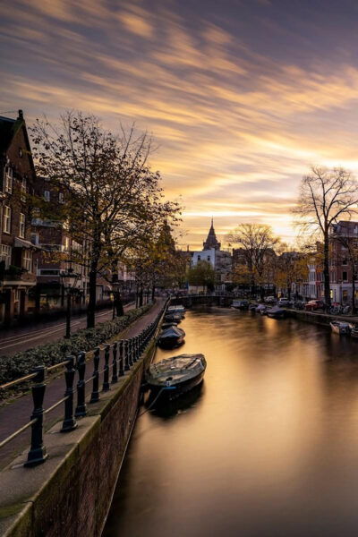 Picture Perfect Amsterdam: A Photo Tour Experience - Tour Guides Expertise