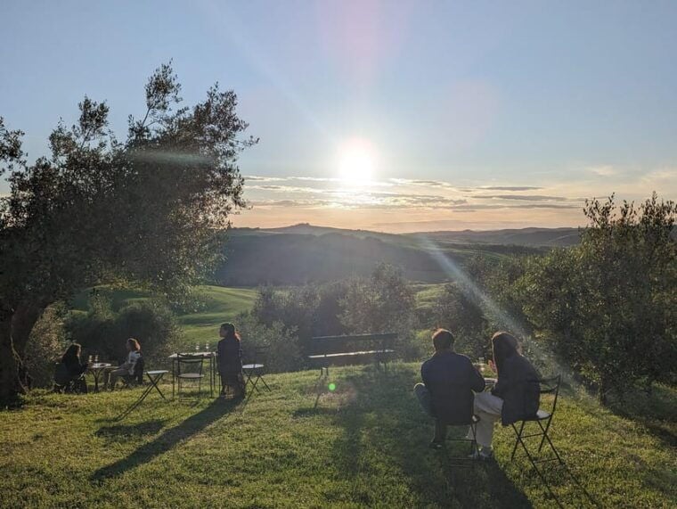 Pienza: Easter Lunch at Podere Spedalone - Booking and Availability