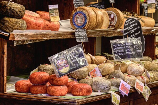 Pienza: Private Walking Tour With Tuscan Tasting Experience - Tour Description