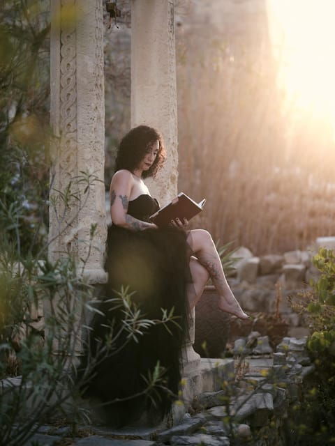 Pieta: Exclusive Photoshoot in a Historic Villa - Cultural Significance