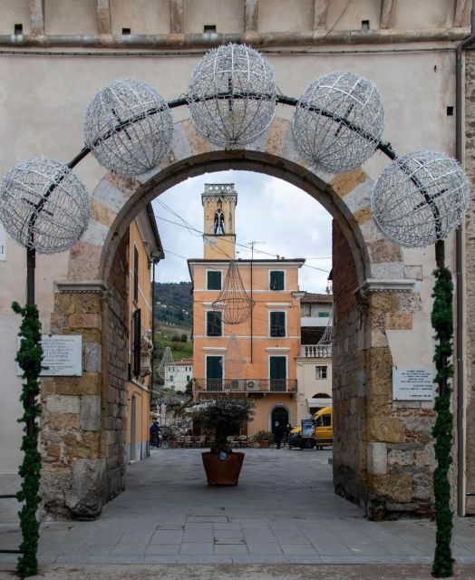 Pietrasanta: SIGHTSEEN TOUR WITH PRIVATE PHOTOGRAPHER - Directions