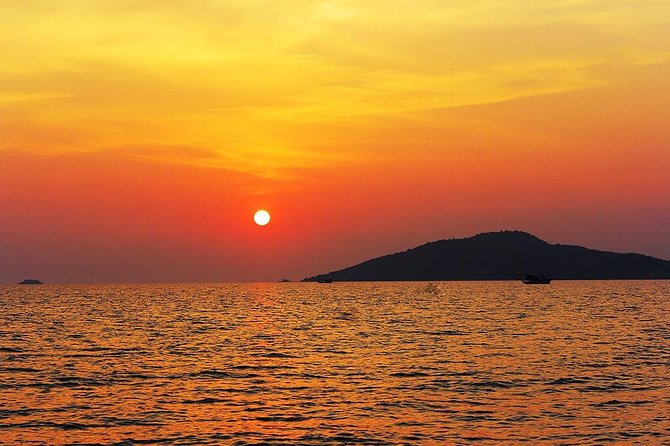 Pig Island & Koh Tan Tour by Speed Boat (Snorkeling & Kayaking) - Cancellation Policy