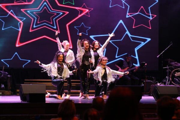 Pigeon Forge: TimeWarp Jukebox Show - Grand Majestic Theater - Interactive Star-Studded Performances