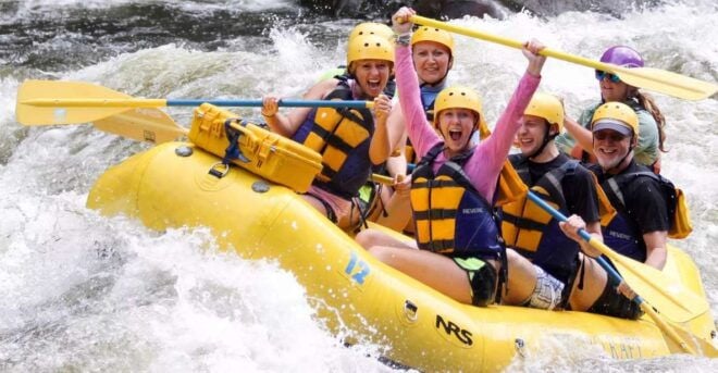 Pigeon Forge: Whitewater Rafting Tour in the Smokies - What to Bring for the Tour