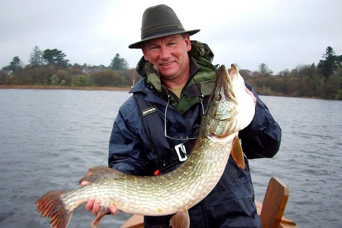 Pike Shore Fishing. Lough Corrib, Connemara .English/French Speaking Ghillie. - Date and Travelers