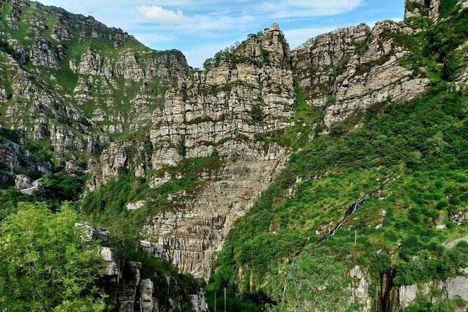 Pilgrimage Day: Monastery Of Santo Toribio & San Sebastian De Garabandal - Visit Potes Village