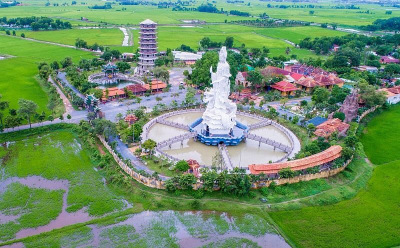 Pilgrimage Day Tour to Ba Den Mountain, Cao Dai temple Tay Ninh - What the price includes, and what to check