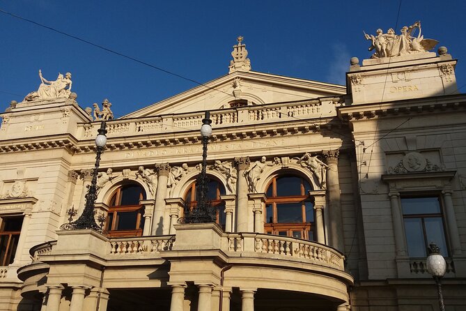 Pilsen Highlights Small-Group Tour and Pilsner Brewery Tour Including Lunch and Beer Tasting - Meeting Point