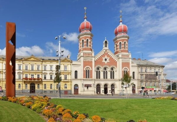 Pilsen: Old Town Guided Walking Tour - What to Expect