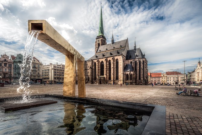 Pilsner Urquell Brewery Private Day Trip, Pilsen City and Chateau Tour + Lunch - Tour Highlights