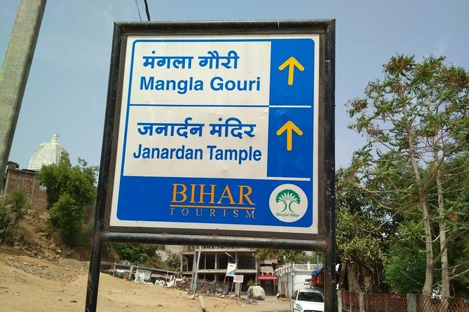 Pinddaan at Gaya - Price and Availability