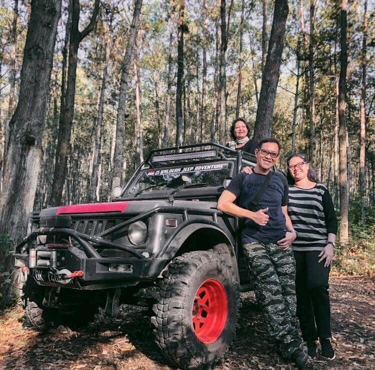 Pine Forest Mount Batur Sunrise Jeep With Photographer - The jeep ride toward Mount Batur