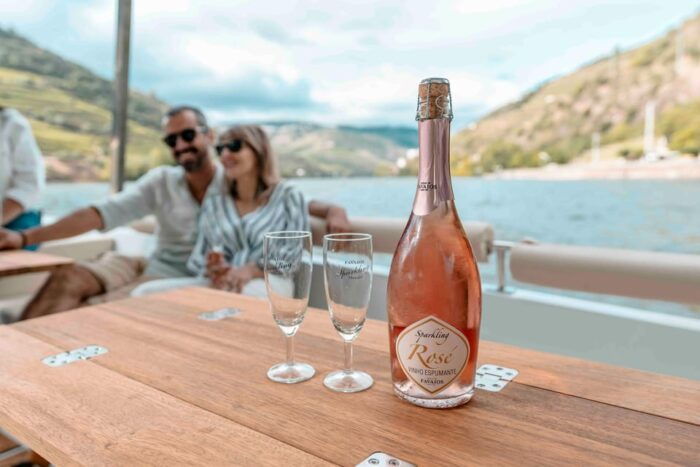 Pinhão: Private Electric Boat Tour 1h- Wine Tasting Included - Frequently Asked Questions