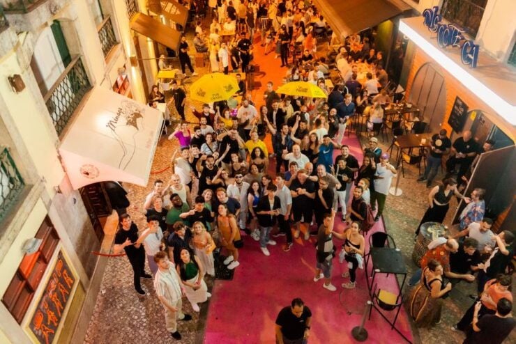 Pink Street Pubcrawl: Experience Lisbon's Nightlife - Pubcrawl Highlights