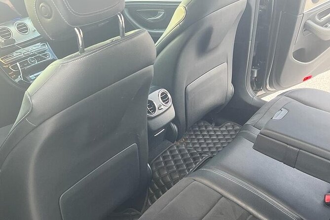 Piraeus Port-Hotels To Athens Airport Luxury Transfer Services - What To Expect