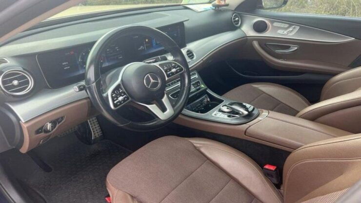 Piraeus Port/Hotels To Athens Airport Luxury Transfer - Luxury Transfer Service Overview
