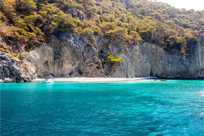 Pirate Boat Tour in Ölüdeniz & Butterfly Valley - Karacaöhren Island - Aquarium Bay