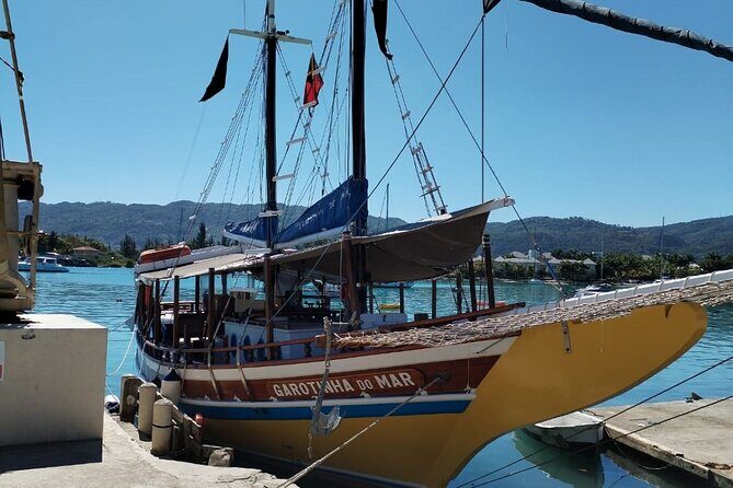 Pirate Ship Sunset Cruise and Ricks Cafe Montego Bay Resorts - The Experience Overview