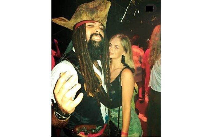 Pirate Show in Cancun! Dinner & drinks - Accessibility and Convenience