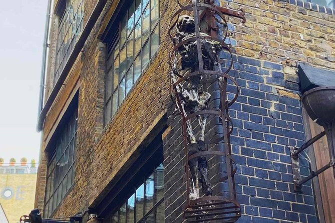 Pirates of the Thames Outdoor Escape Game in London Southwark - Common Questions