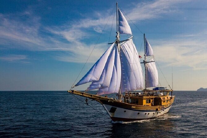 Pirates Sailing Boat Snorkeling -Hurghada- With Sea Food - Accessibility Features