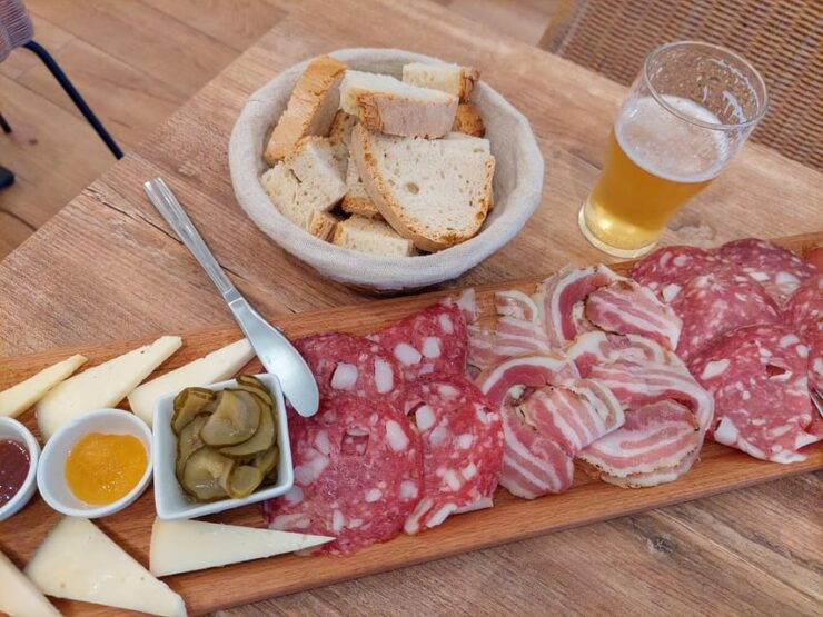 Pisa: a Lunch Foodie Tour With a Local Expert & Sommelier - Sustainable Local Ingredients