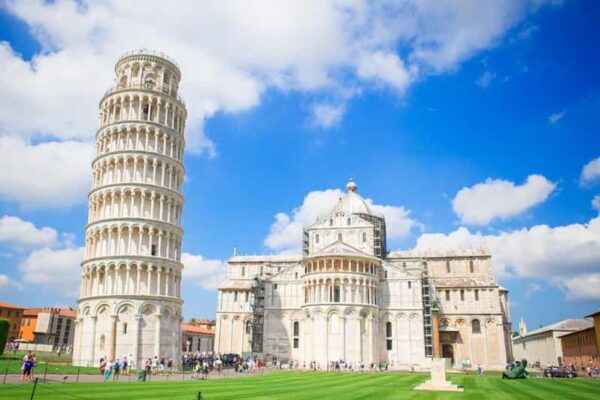 Pisa: Express Walk With a Local in 60 Minutes - Exclusions and Limitations