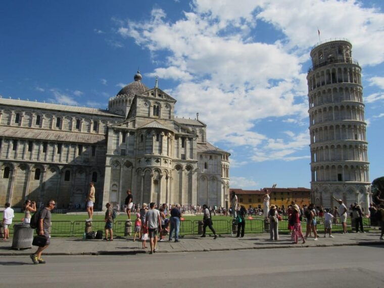 Pisa in Focus: Skip-the-Line Entry to the Leaning Tower - FAQ