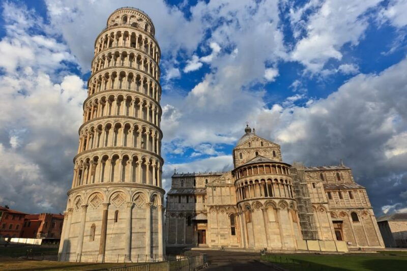 Pisa Leaning Tower Tour: Outside Guide & Museum Access - Good To Know