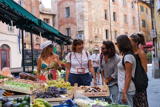Pisa Sights and Bites Tour With Food Tastings for Small Groups or Private - Meeting and Pickup