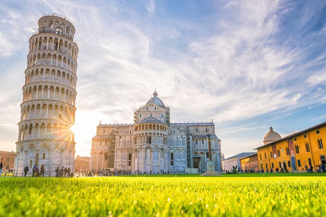 Pisa Tour With Tower Admission - Tour Guide and Group Size