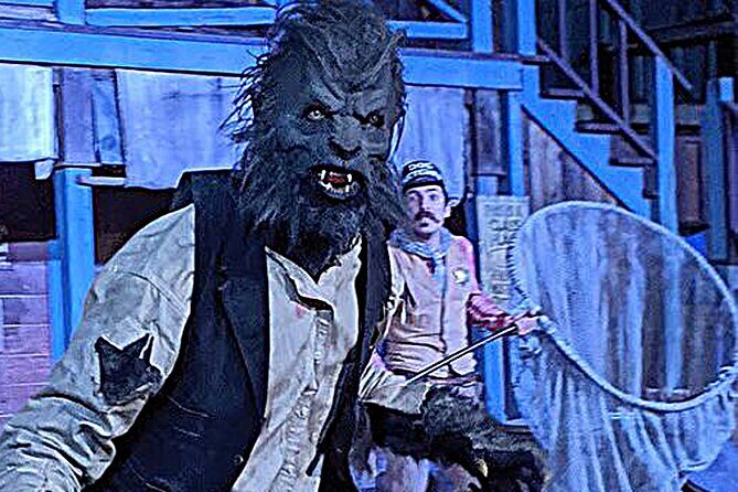 Pistoleros Wolfman Halloween Stunt Show - Good To Know