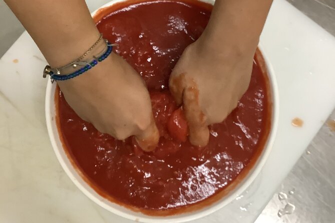 Pizza and Bread Guided Making Class in Tropea - Class Overview