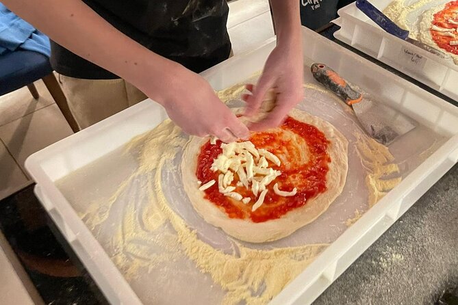 Pizza Making Class With a Master Neapolitan Pizzaiolo in Vatican - Reservation
