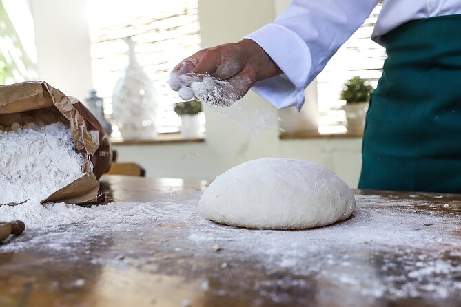 Pizza Making Classes and Tastings - Expert Instructors and Teaching Methods