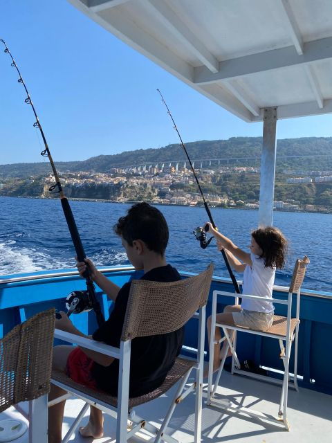 Pizzo: Fishing, Snorkeling, Dolphin Watching - Experience