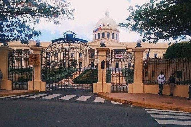 Platinum Private Santo Domingo City Tour. (Minimum 4 People) - Common Questions