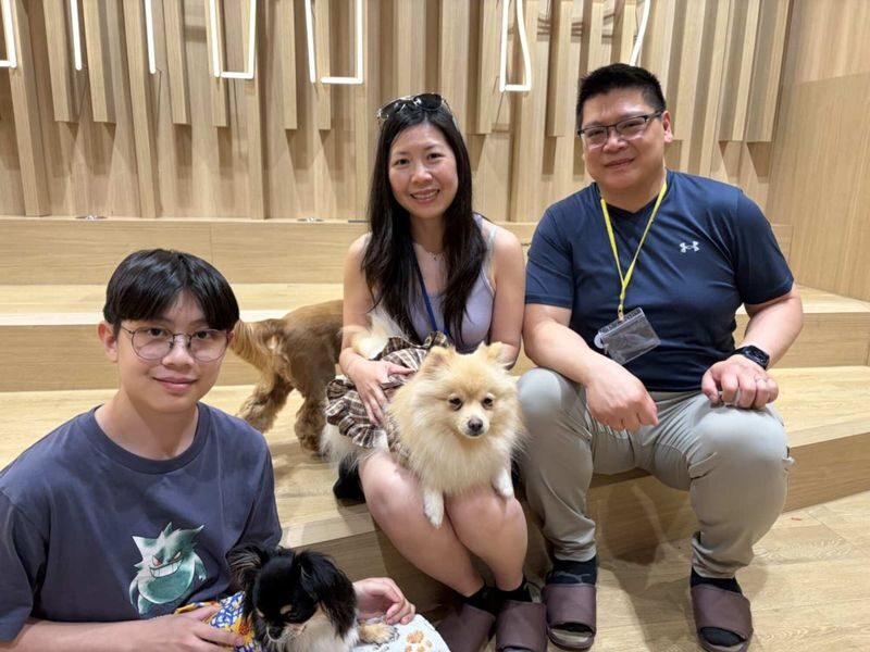 Play with Dogs at Dog Cafe Rio Asakusa [Dog Cafe Rio Asakusa] - Should you book it?