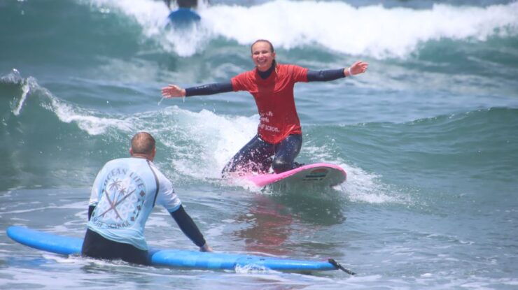 Playa De Las Americas: Surfing Group Lesson With Equipment - Language Options and Group Size