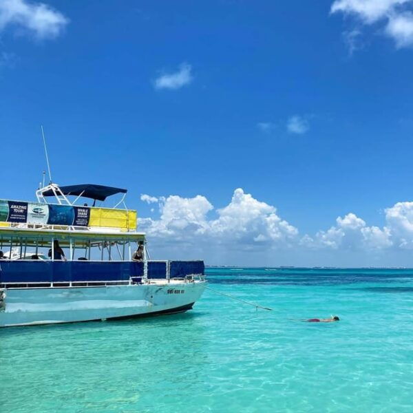 Playa Del Carmen: Isla Mujeres Unlimited Open Bar Catamaran - Frequently Asked Questions