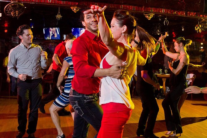 Playa Del Carmen Salsa Lovers Dance Experience - Professional Dance Host