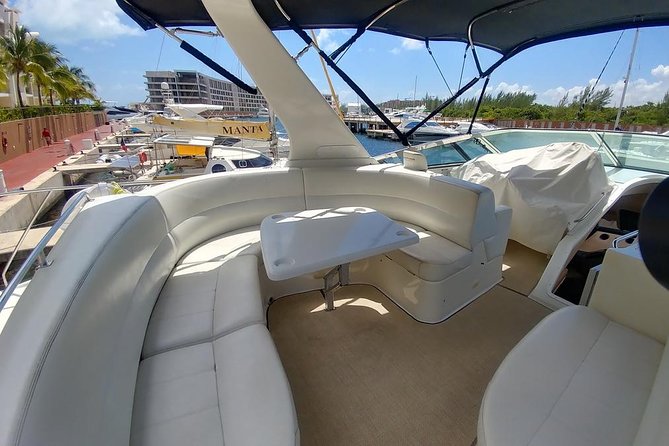 Playa Mujeres Rent a Yacht 4hrs With Food and Drinks Aboard CA55 - Questions and Support