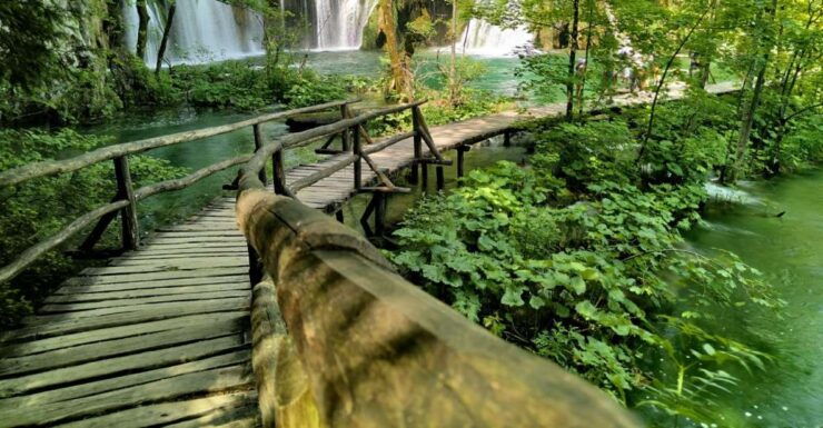 Plitvice Lakes: Guided Walking Tour With a Boat Ride - Activity Location