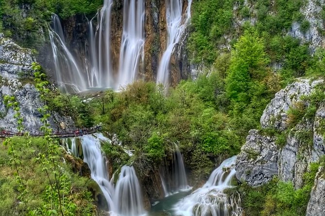 Plitvice Lakes Private Day-Trip From Zagreb - Tour Description