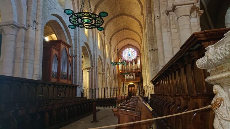 Poblet Monastery Tour - Inclusions and Accessibility