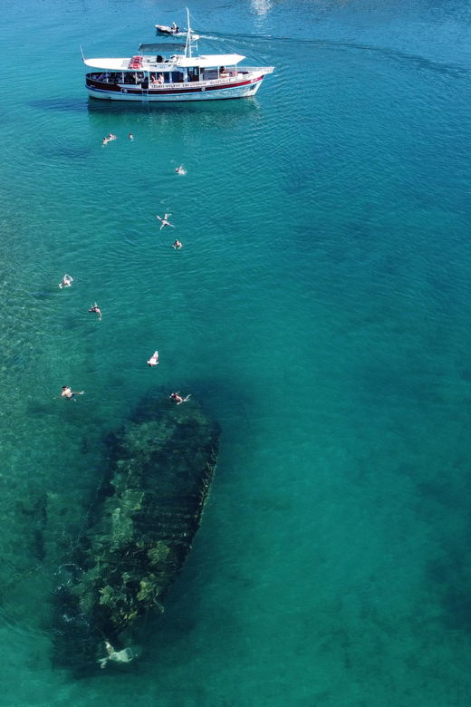 Podstrana: Full-Day Boat Trip to Bra and Shipwreck Kontesa - Good To Know