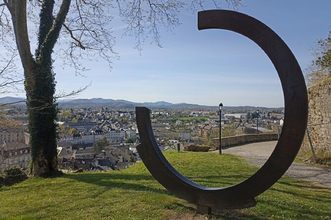 Poetic Show and Relaxing Walk in Oloron - Meeting and Pickup Information